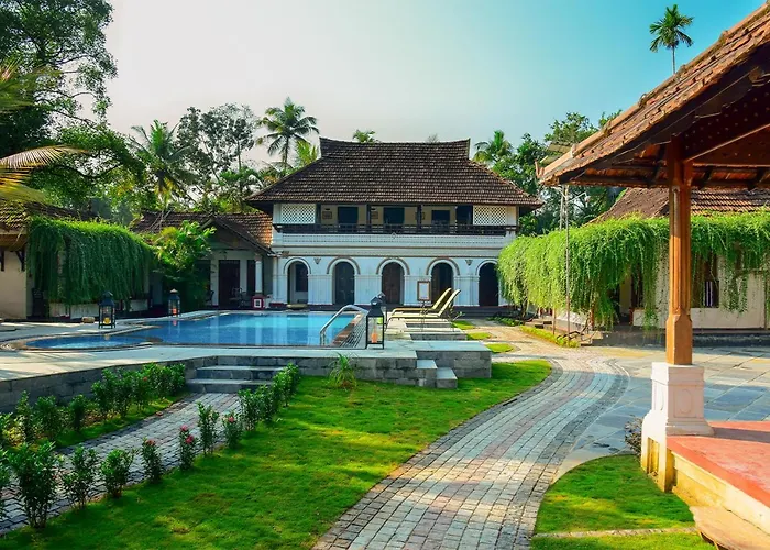 Kumarakom Tharavadu - A Heritage Hotel, Kumarakom By Perfect Stays